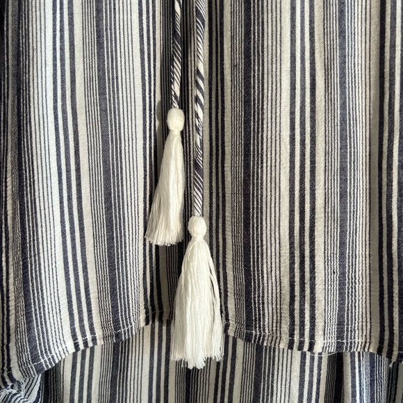 Olivaceous Blue and White Striped Top SIZE S - Picture 3 of 3